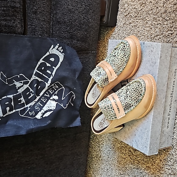 NIB Freebird Collins mules - Picture 3 of 11